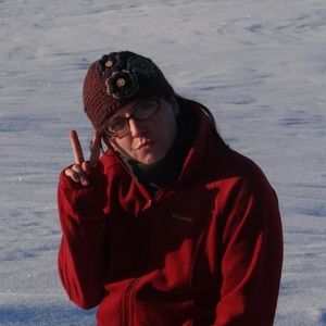 Meet your Posher, Frances